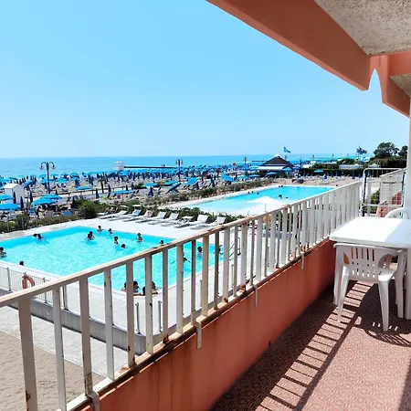 Apartment Apollo Fronte Mare *